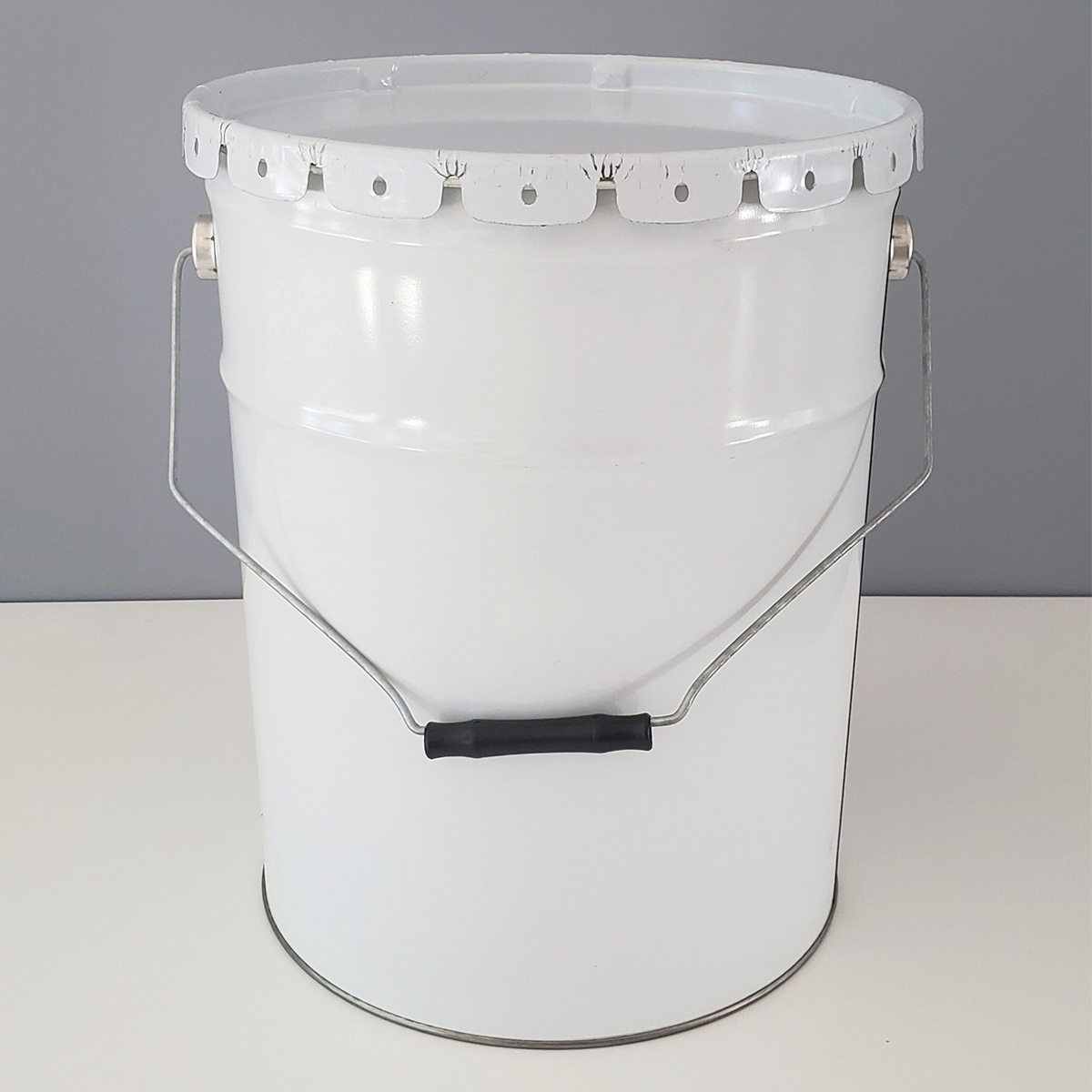 Metal containers 20 litros